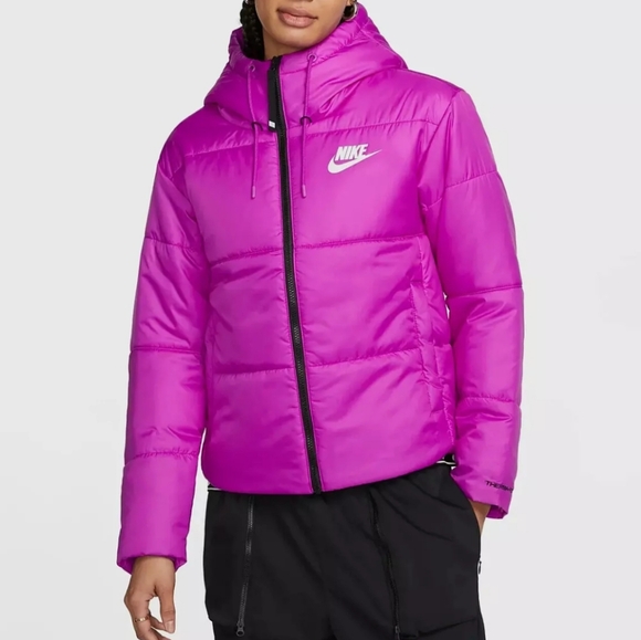 NWT Women's size M Nike Puffer Jacket - Picture 3 of 7